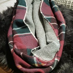 Infinity scarf, reversible